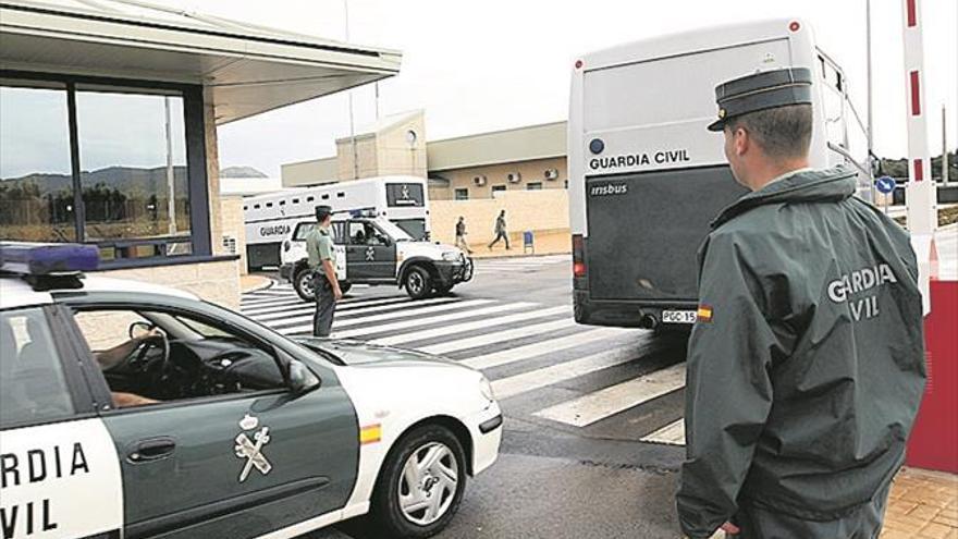 Condenado por arrancar parte de un dedo a otro preso en Castelló