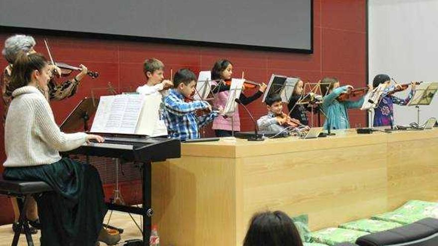 Concierto benéfico en el Hospital del Vinalopó.