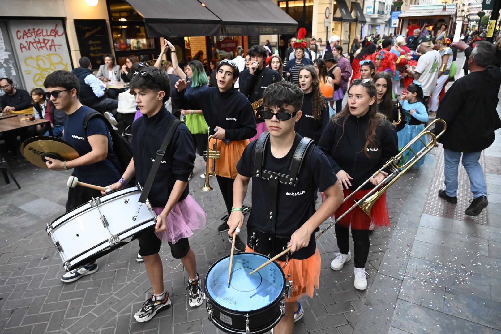 Desfile de collas y carros