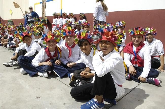 FIESTA DIA DE CANARIAS EN EL COLEGIO AGUADULCE