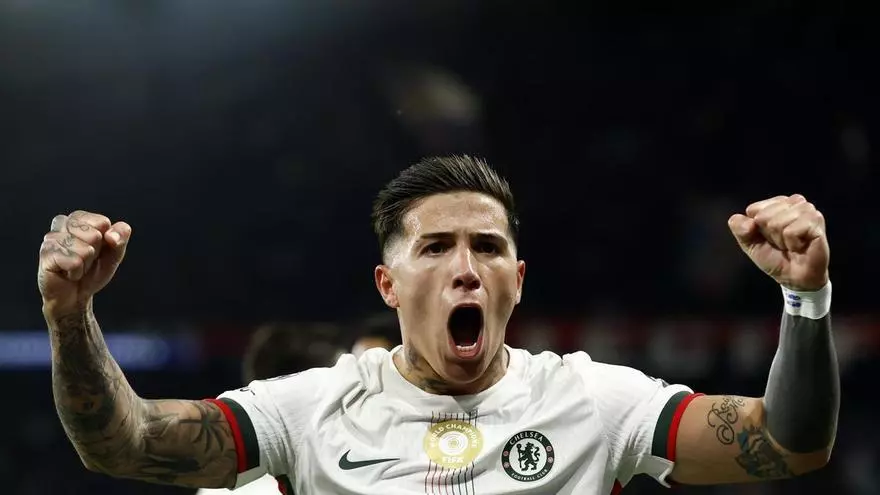 Enzo remató a placer: Así fue el 2-2 del Chelsea frente al PSG