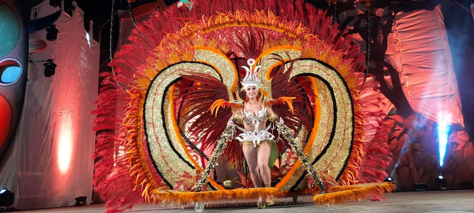 Carnaval de Vinaròs 2023: Los espectaculares trajes de las 30 reinas y el rey