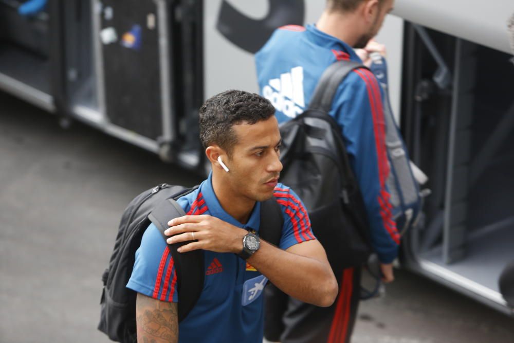 La Roja ya está en Elche y entrena hoy a puerta cerrada en el Rico Pérez