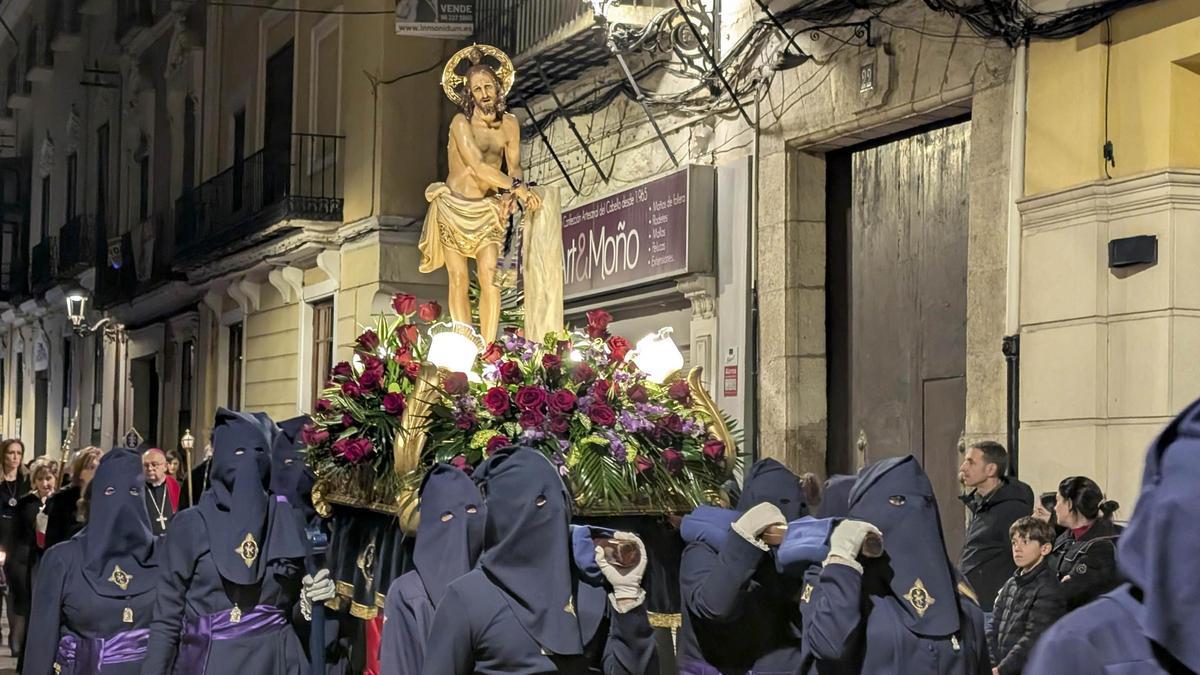 Así fue el traslado del Cristo de la Flagelación en Xàtiva