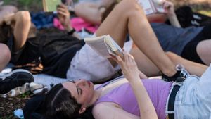 La IA no només escriu, també encongeix els llibres i els llegeix per tu