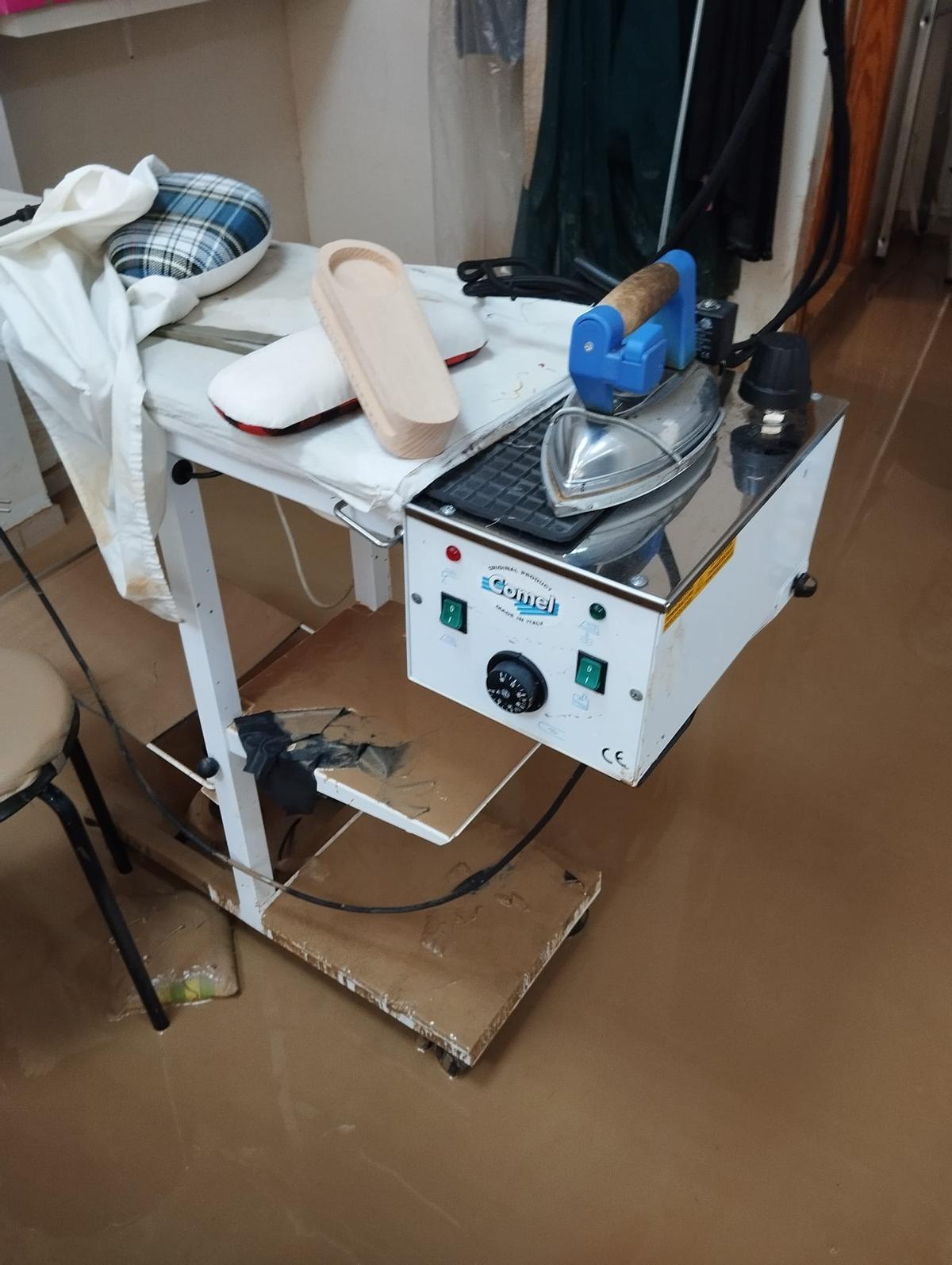 Daños en una de las máquinas del negocio.