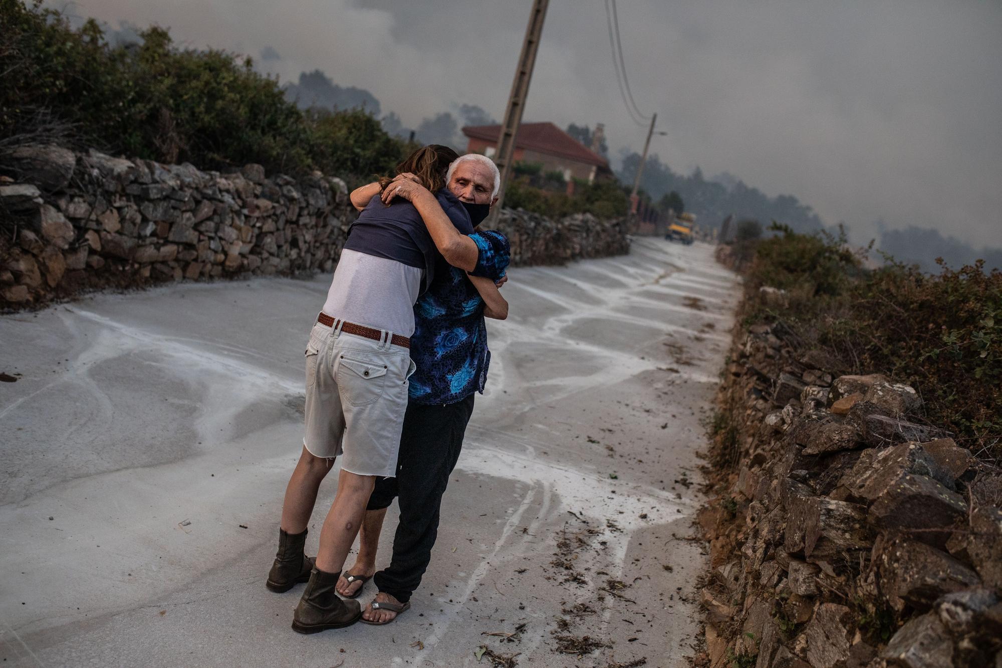 El feroz incendio de Losacio, en imágenes