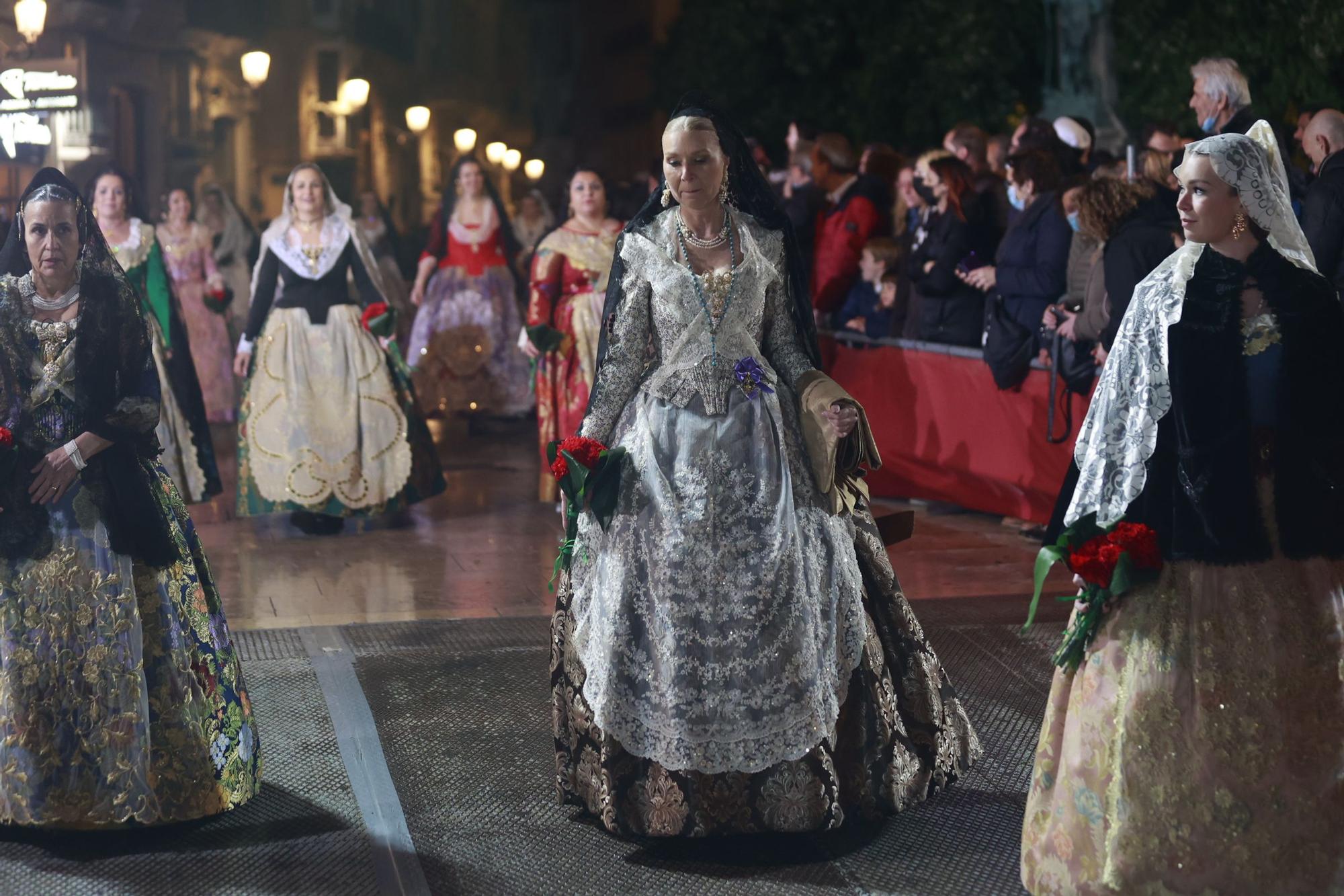 Búscate en la Ofrenda por la calle Quart (entre 22.00 y 23.00 horas)