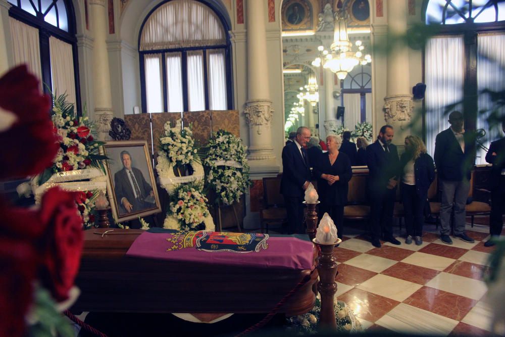 Capilla ardiente de Manuel Alcántara