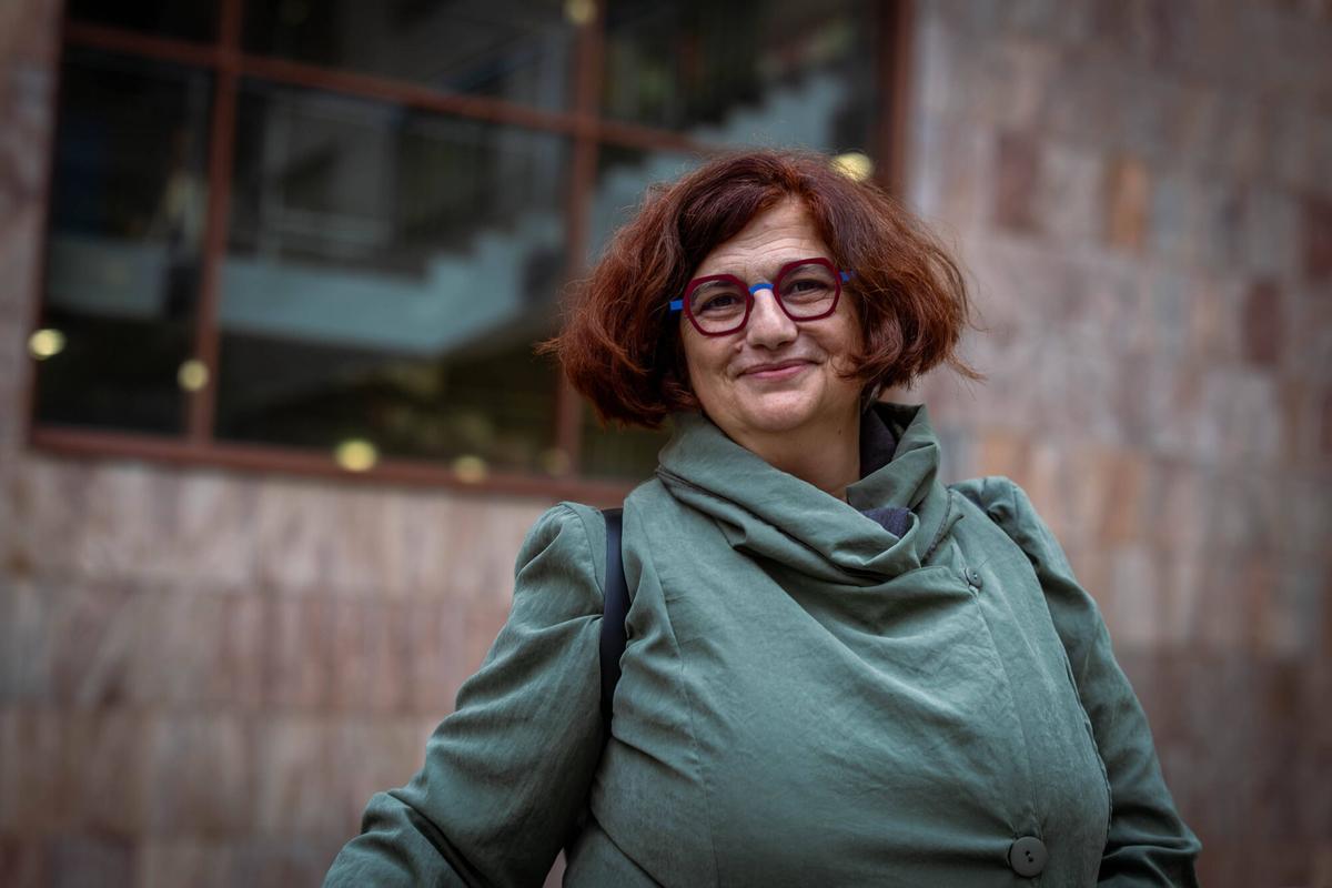 Barcelona 14/11/2025 Política Rosa Lluch habla sobre los 25 años del asesinato de su padre,Ernest Lluch. AUTOR: JORDI OTIX