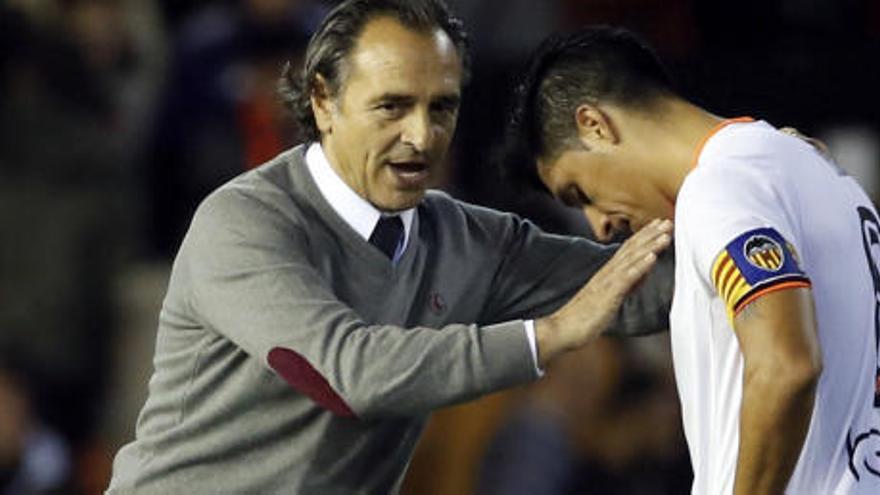 Prandelli y Enzo Pérez.