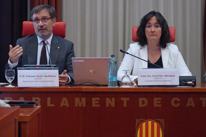 El conseller de Polítiques Lingüístiques, Francesc Xavier Vila, este jueves en el Parlament