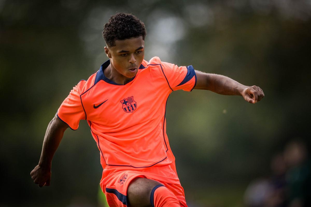 Shane Kluivert Se Apunta A La Pretemporada Del Bar a shane-kluivert-se-apunta-a-la-pretemporada-del-bar-a