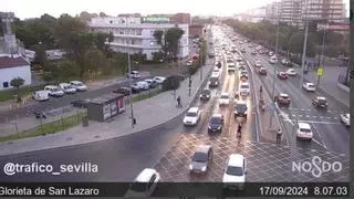 Un apagón en el alumbrado público deja sin semáforos a la zona norte de Sevilla