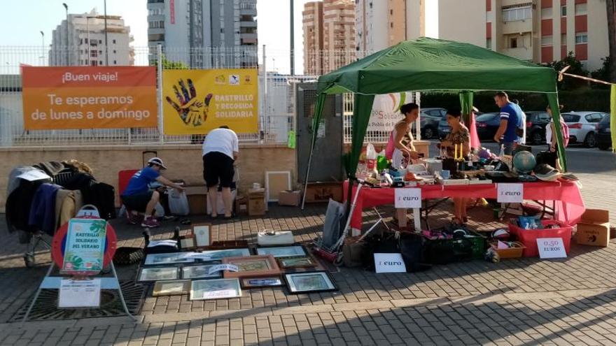 Un colectivo critica el pago de la tasa por un rastrillo solidario en la Pobla