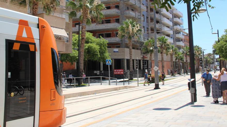 La ampliación del Tram en San Vicente sigue pendiente.