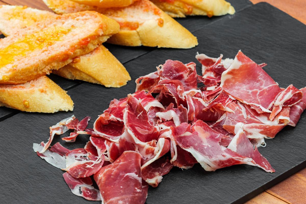 Jamón ibérico con jengibre y fresa