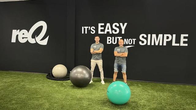 Marc Madruga i Dídac Masvidal, fundadors de reQ, a les instal·lacions al centre de la ciutat de Girona.