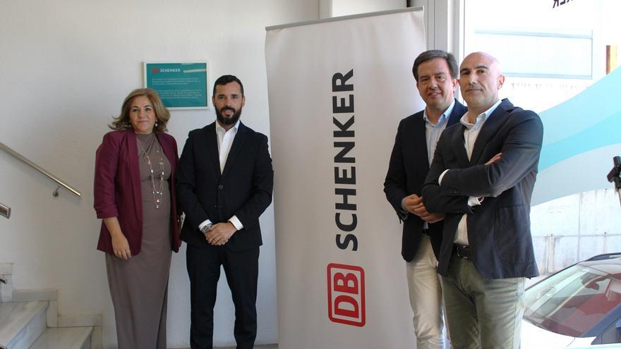 La multinacional DB Schenker inaugura su nuevo centro en Lucena