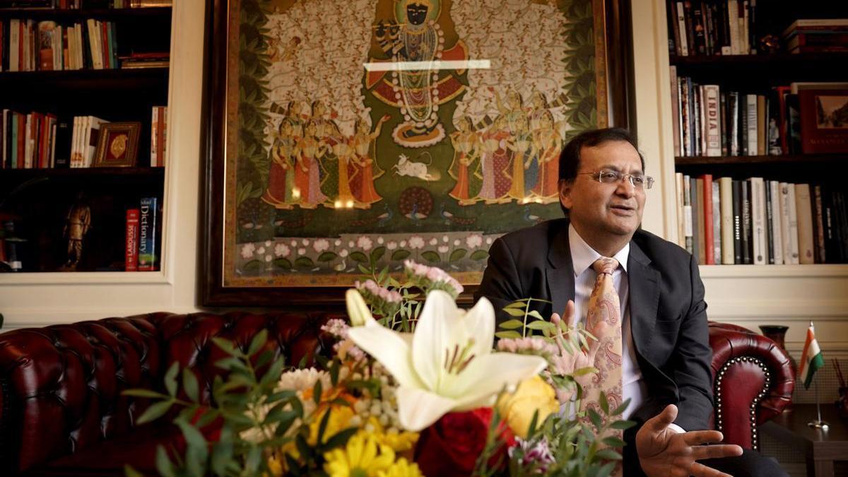 Dinesh K. Patnaik, embajador de India en España, durante la entrevista.