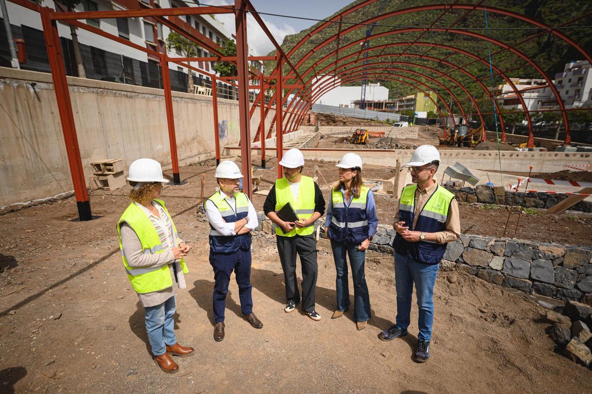 Construcción de la nueva zona lúdica y deportiva en María Jiménez.