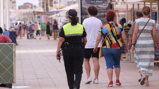 La Policía Local de Guardamar se revuelve contra el Ayuntamiento por la falta de efectivos