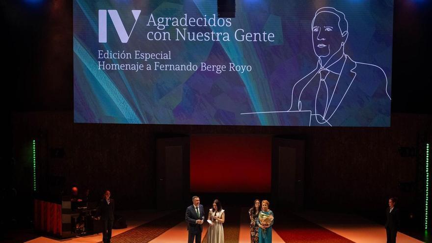 Homenajean a Fernando Berge por su trayectoria de cuatro décadas al frente de Cajasiete