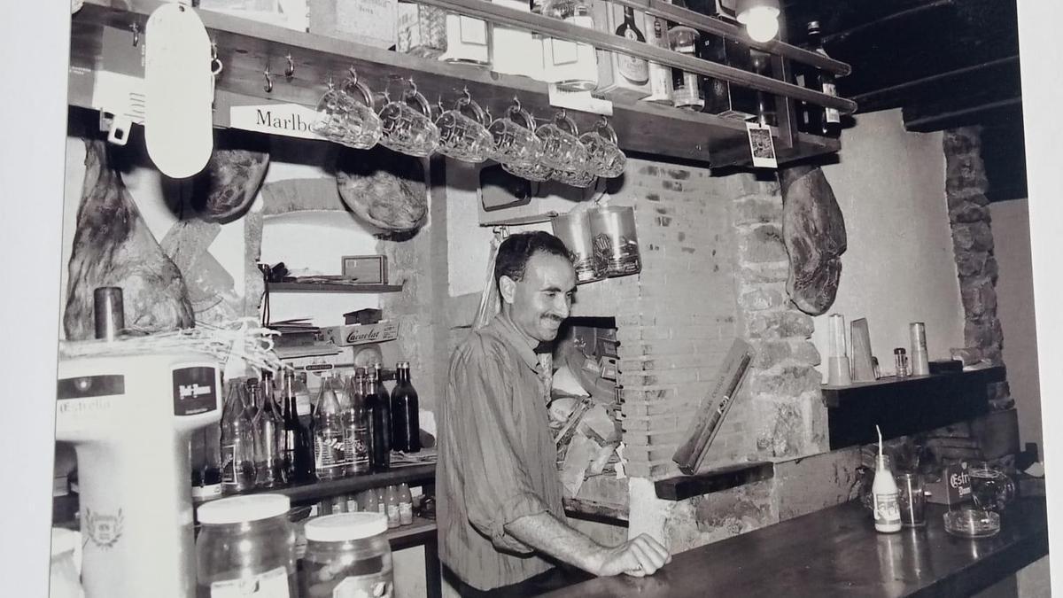 Segura abrió su bar en Castell de Cabres en 1989 y compartía edificio con el ayuntamiento.