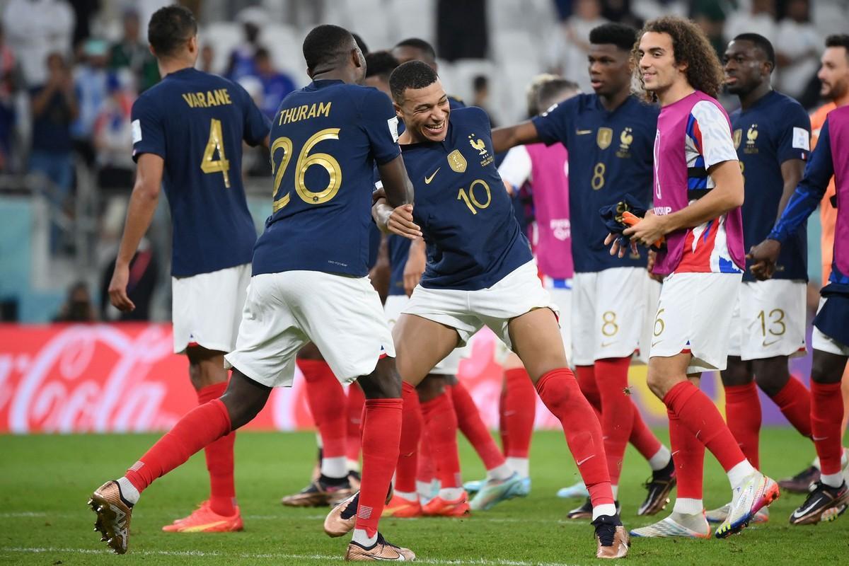 Mbappé se exhibe y lleva a Francia a cuartos Mbappé se exhibe y lleva a Francia a cuartos