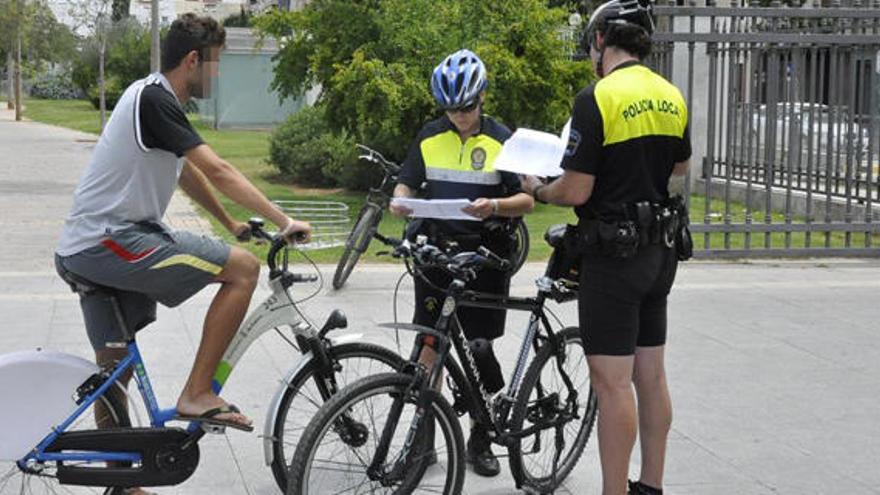 26 ciclistas multados en una semana con la &#039;bici-ordenanza&#039;