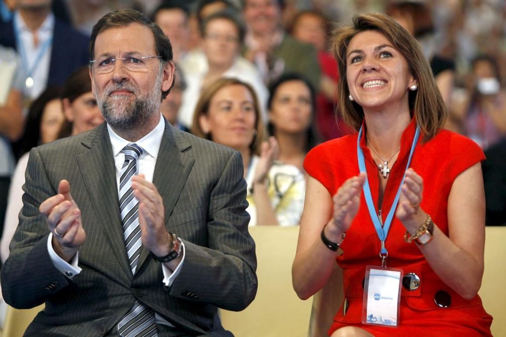 Mariano Rajoy, acompañado de María Dolores de Cospedal en un acto de 2008.