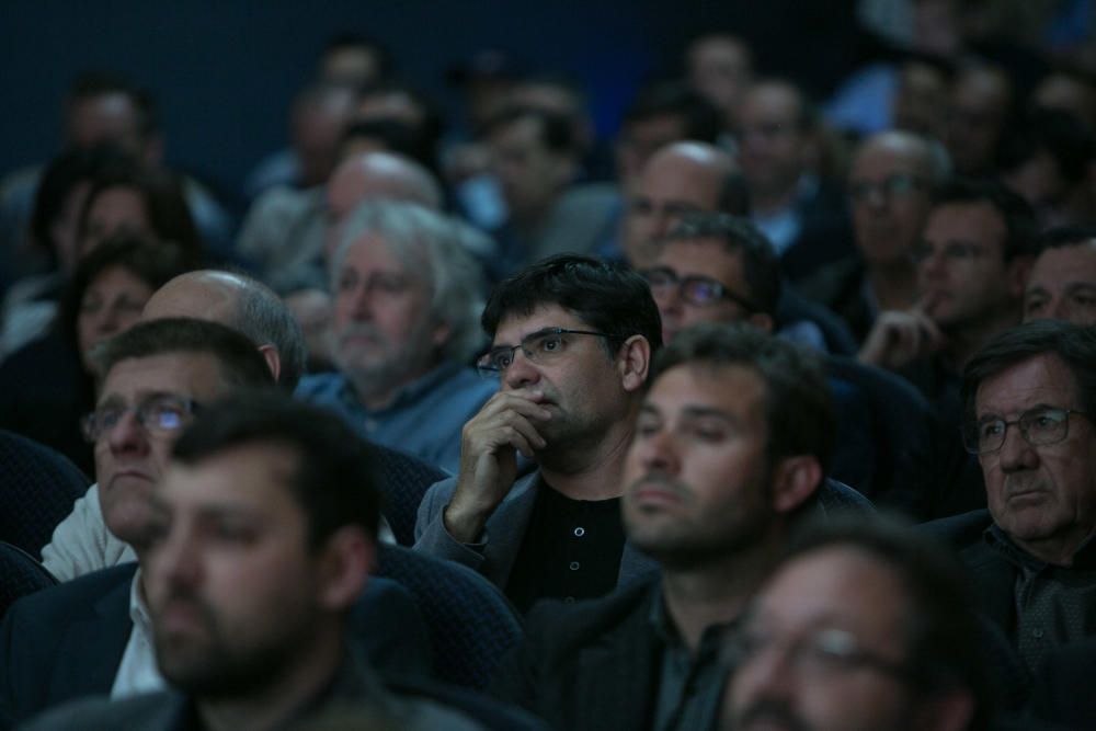 El candidato único defiende implantar Medicina por la demanda de alumnos y los investigadores