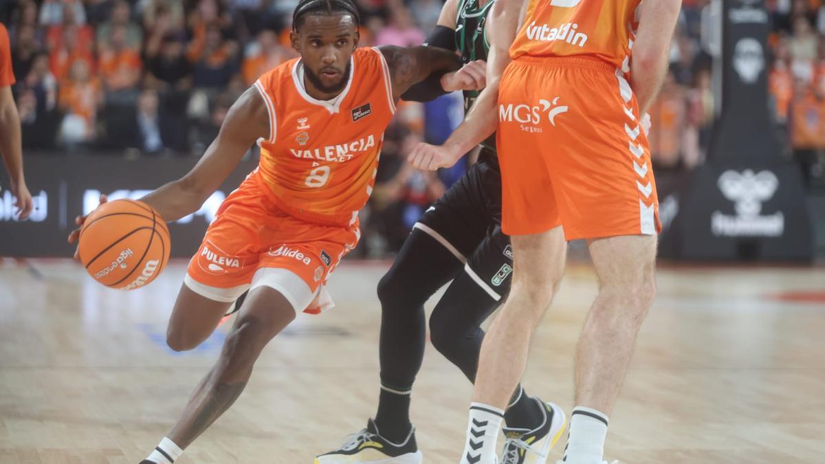 Crónica Valencia Basket – Joventut: El show de Montero para firmar un pleno Crónica Valencia Basket – Joventut: El show de Montero para firmar un pleno