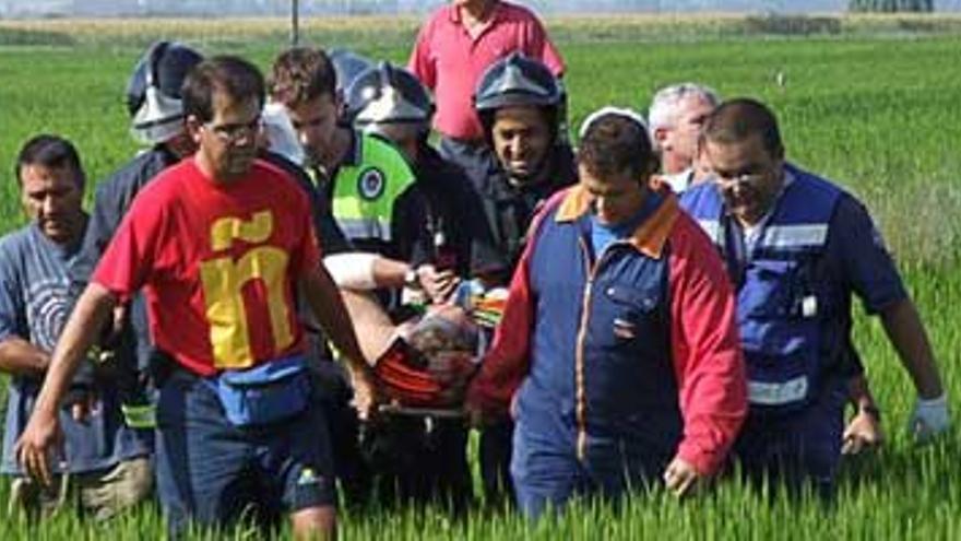 Técnicos de Aviación Civil estudian las causas del accidente aéreo