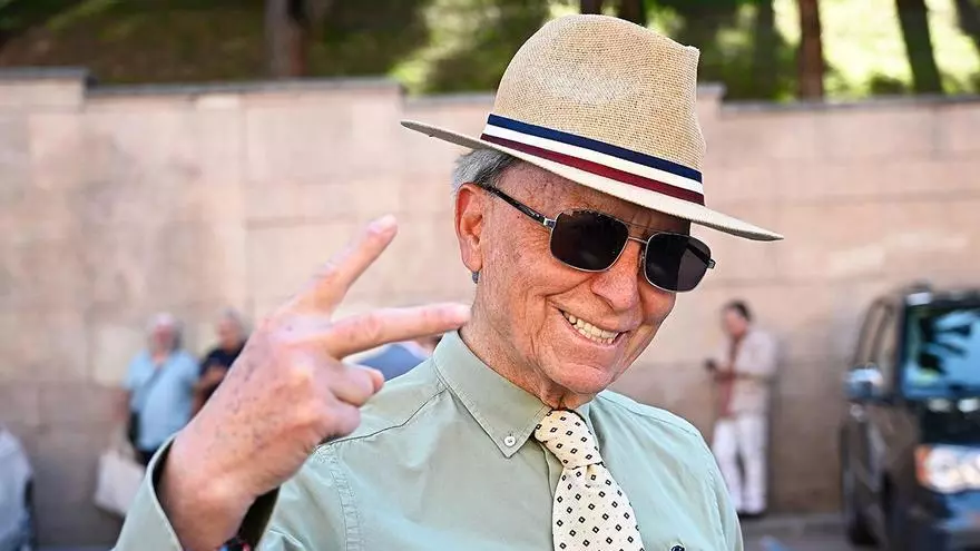 Ortega Cano se pronuncia rotundo sobre la reconciliación de Gloria Camila y Rocío Flores