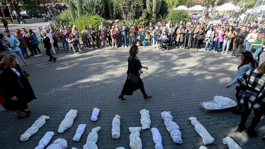 Homenaje a quienes fueron asesinadas por ser mujeres