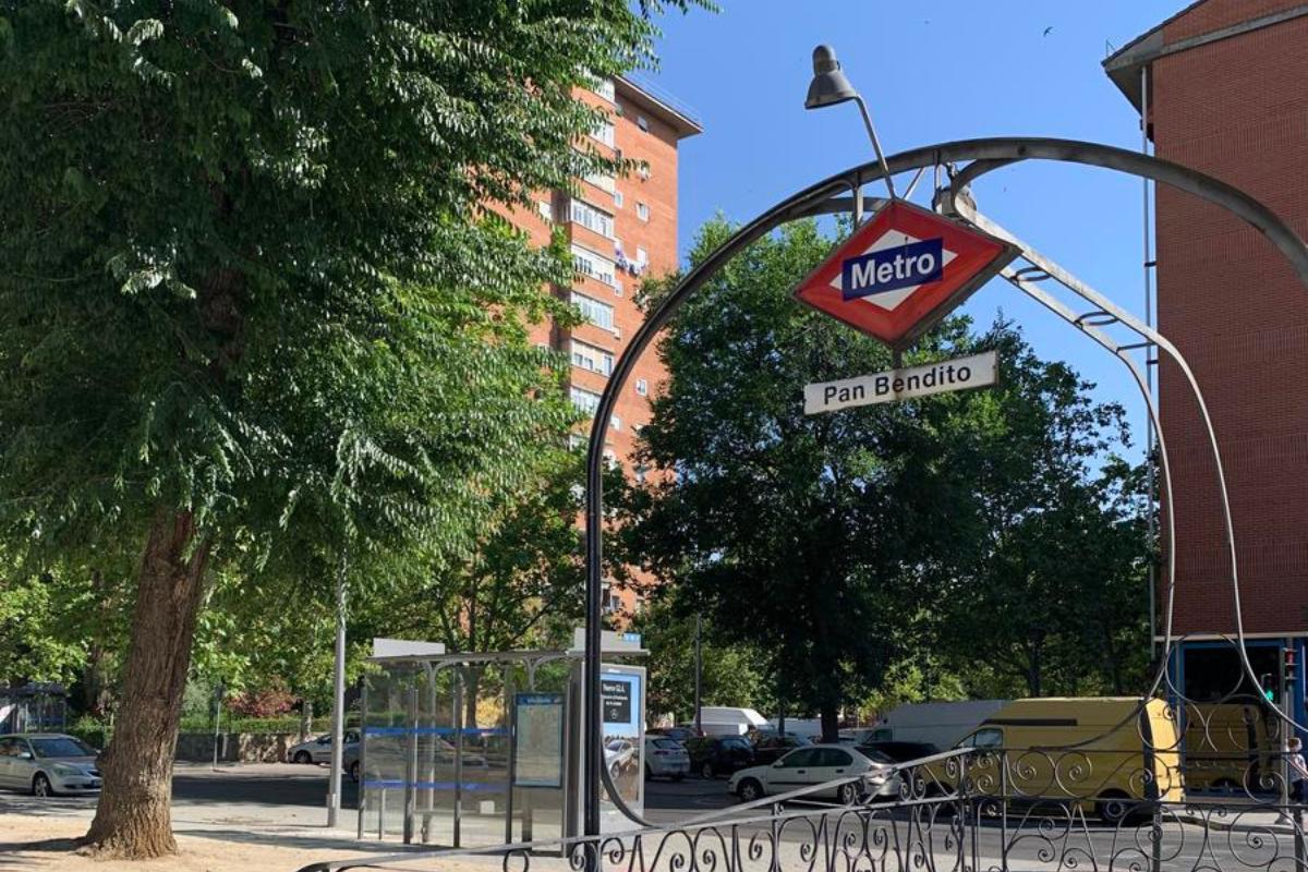 Metro de Pan Bendito, situado a poca distancia del lugar del asesinato.