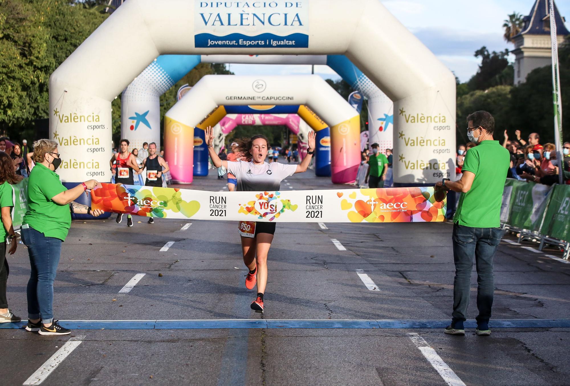 Búscate en la carrera contra el cáncer de València