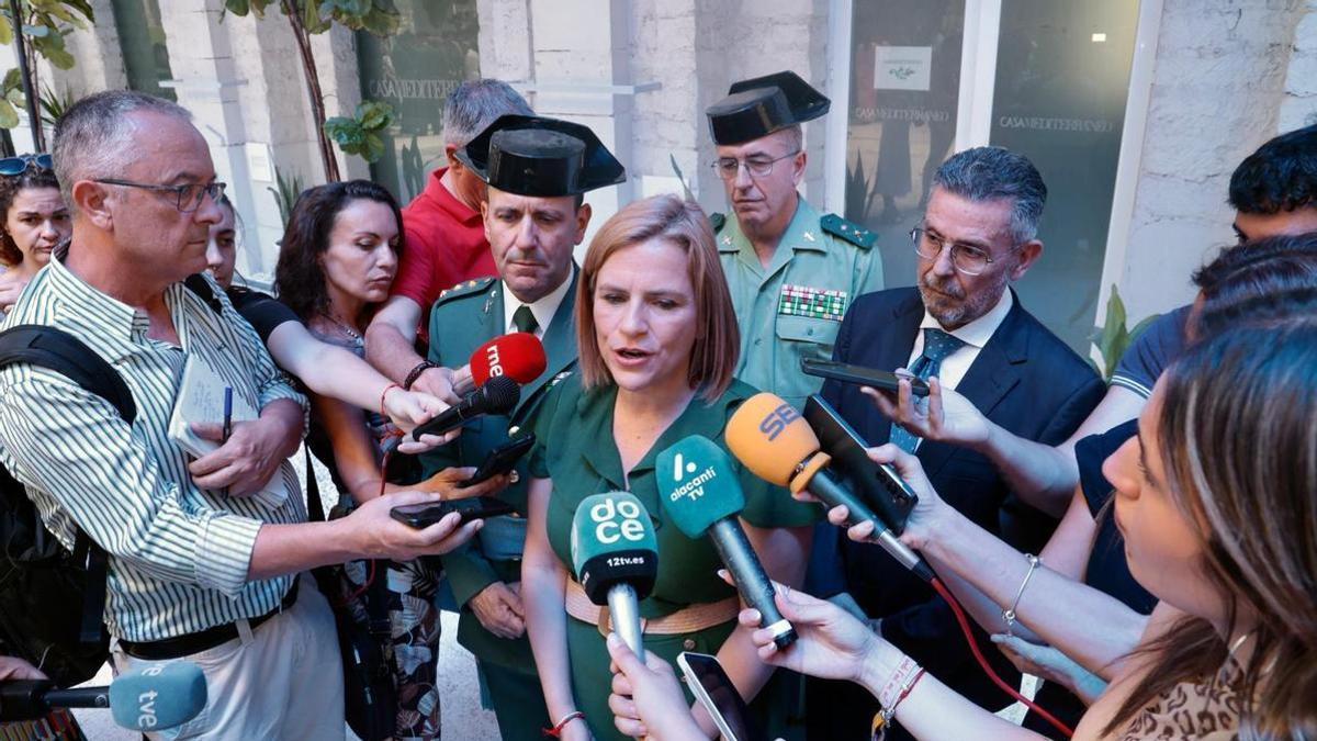 Vox y el PP incluyen la prioridad nacional en el pacto de los presupuestos de la Generalitat