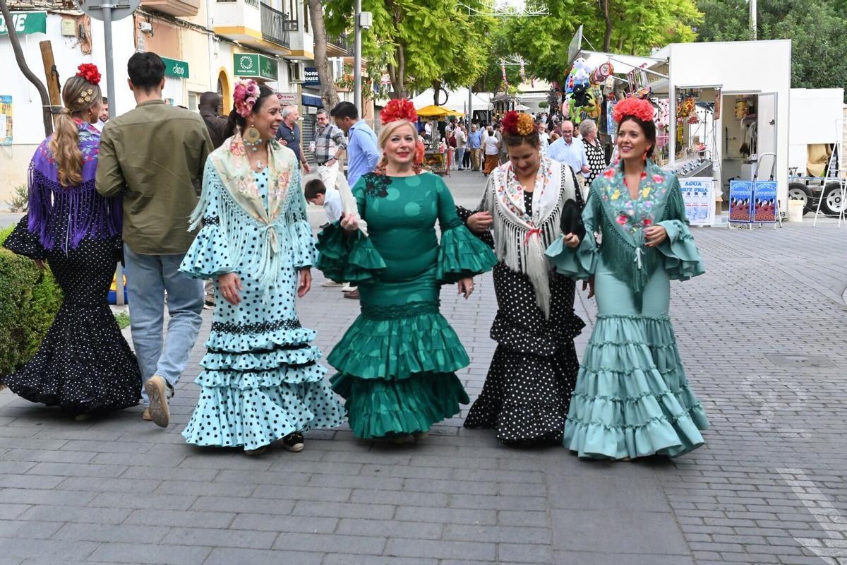 Gran ambiente y afluencia de público en la Feria Real de Baena