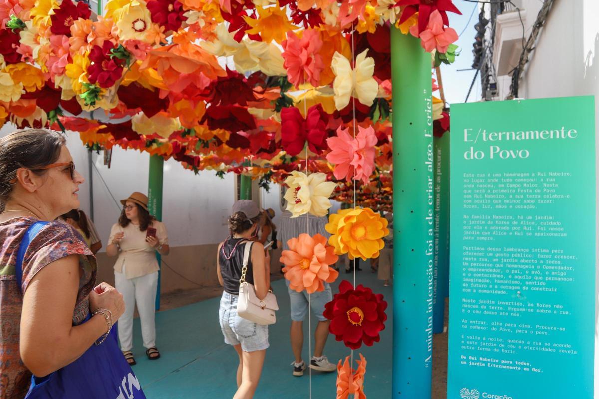 Fotogalería | Campo Maior se engalana con flores hasta el próximo domingo Fotogalería | Campo Maior se engalana con flores hasta el próximo domingo