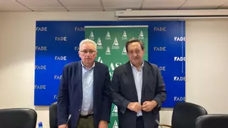 Los ganaderos denuncian en Oviedo la situación de las elecciones agrarias: "Son una chapuza, gente fallecida puede votar"