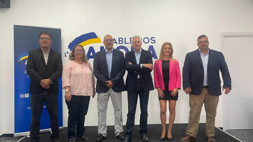 El presidente de Hablemos Ahora Presentó a los candidatos de los Ayuntamientos en Gran Canaria