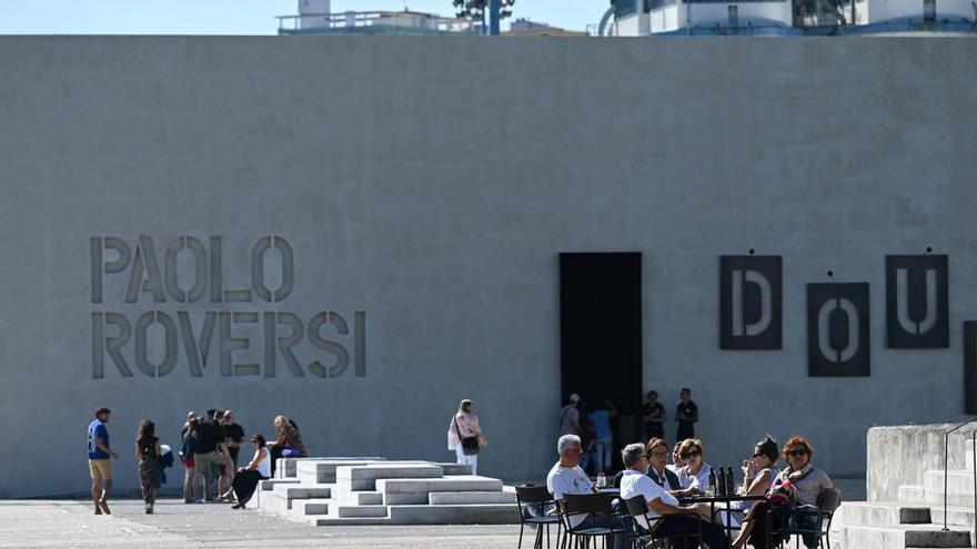 La agenda de la Fundación MOP: El puerto de A Coruña se despide de Paolo Roversi y se prepara para David Sims