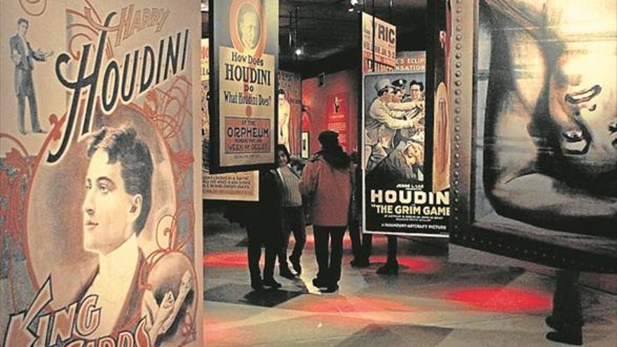 ‘Houdini’, un repaso a la historia de la magia