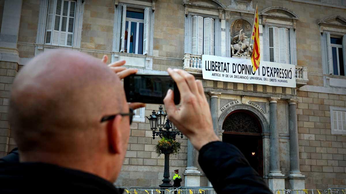 Admitida la querella contra Torra por presunta desobediencia