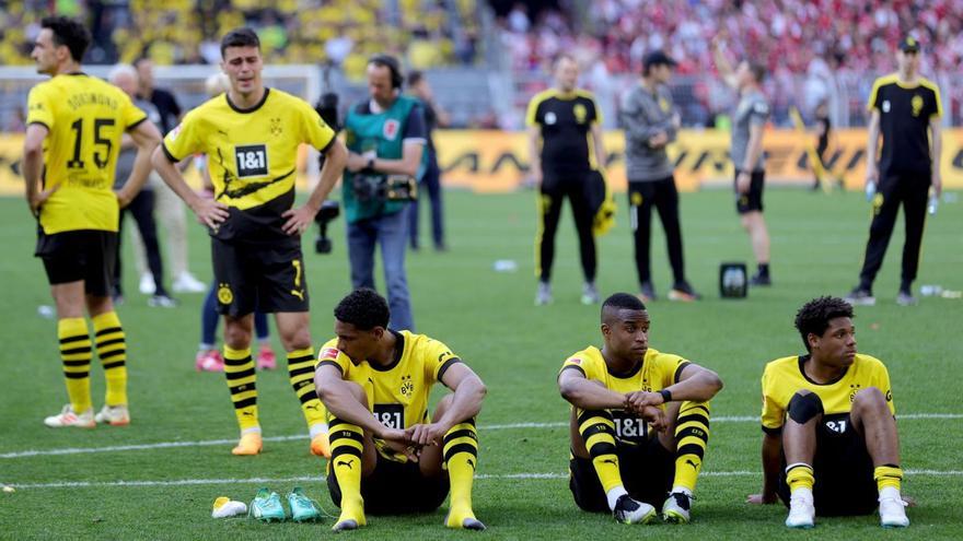 El Dortmund deja volar la Bundesliga