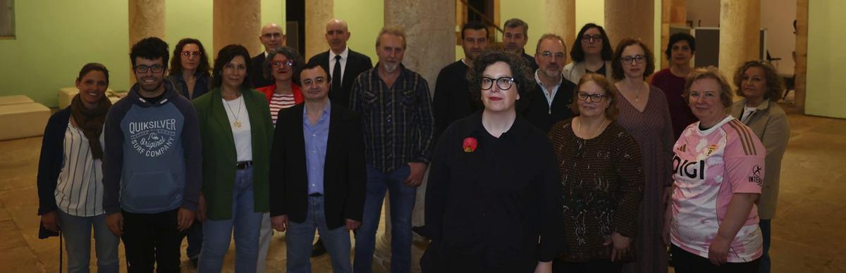 El Bellas Artes se pinta de blanco y magenta para dar "su mejor versión"
