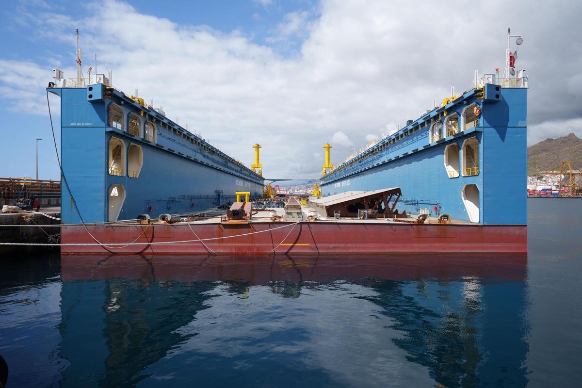 Muelle flotante en el Puerto de Santa Cruz de Tenerife.