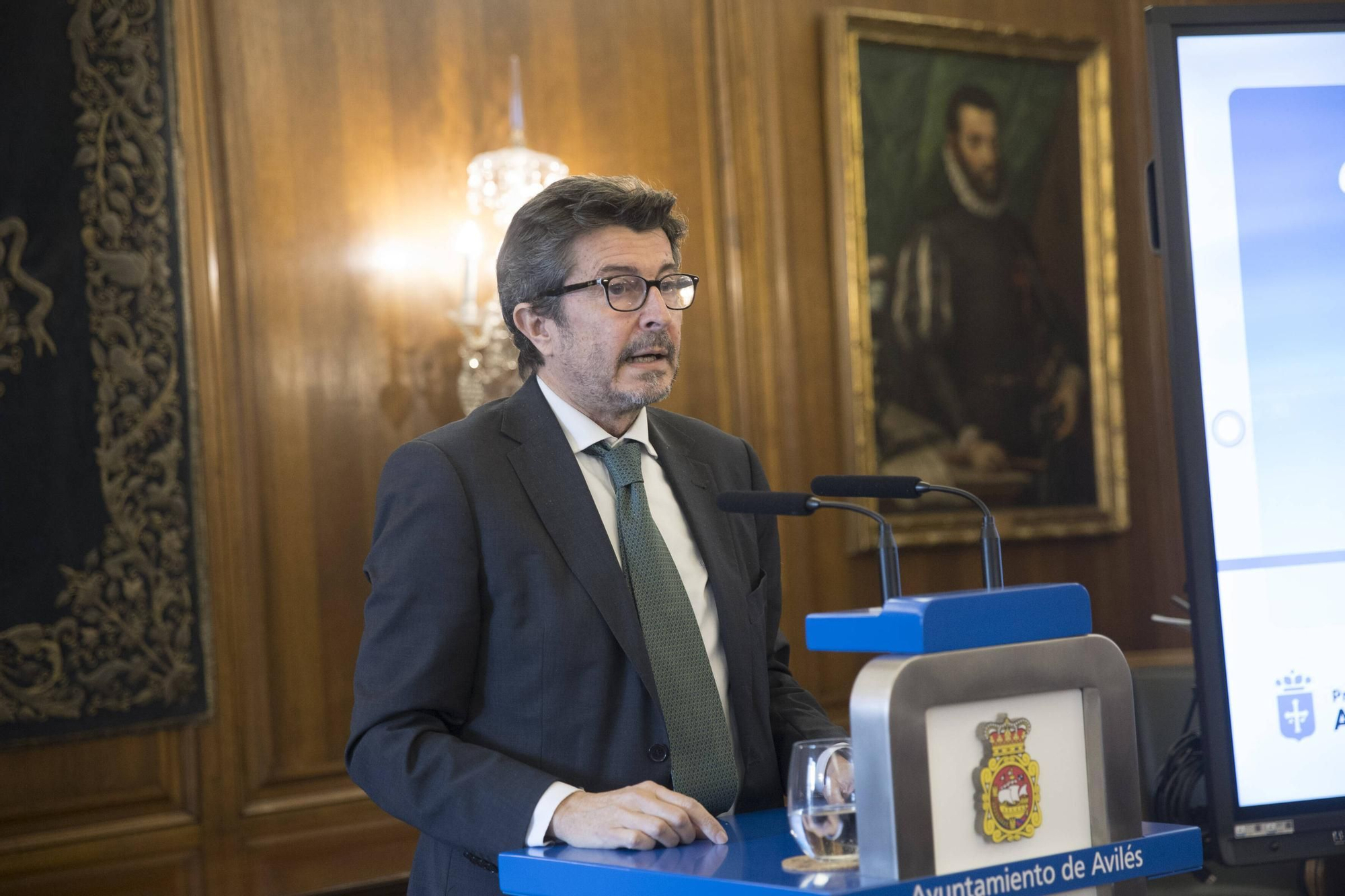 EN IMÁGENES: Así ha sido la visita a Avilés de Óscar Puente, ministro de Transportes y Movilidad Sostenible